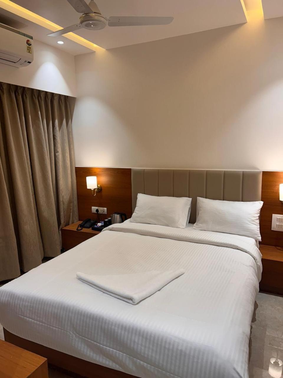 שירדי Hotel Neem Heritage מראה חיצוני תמונה