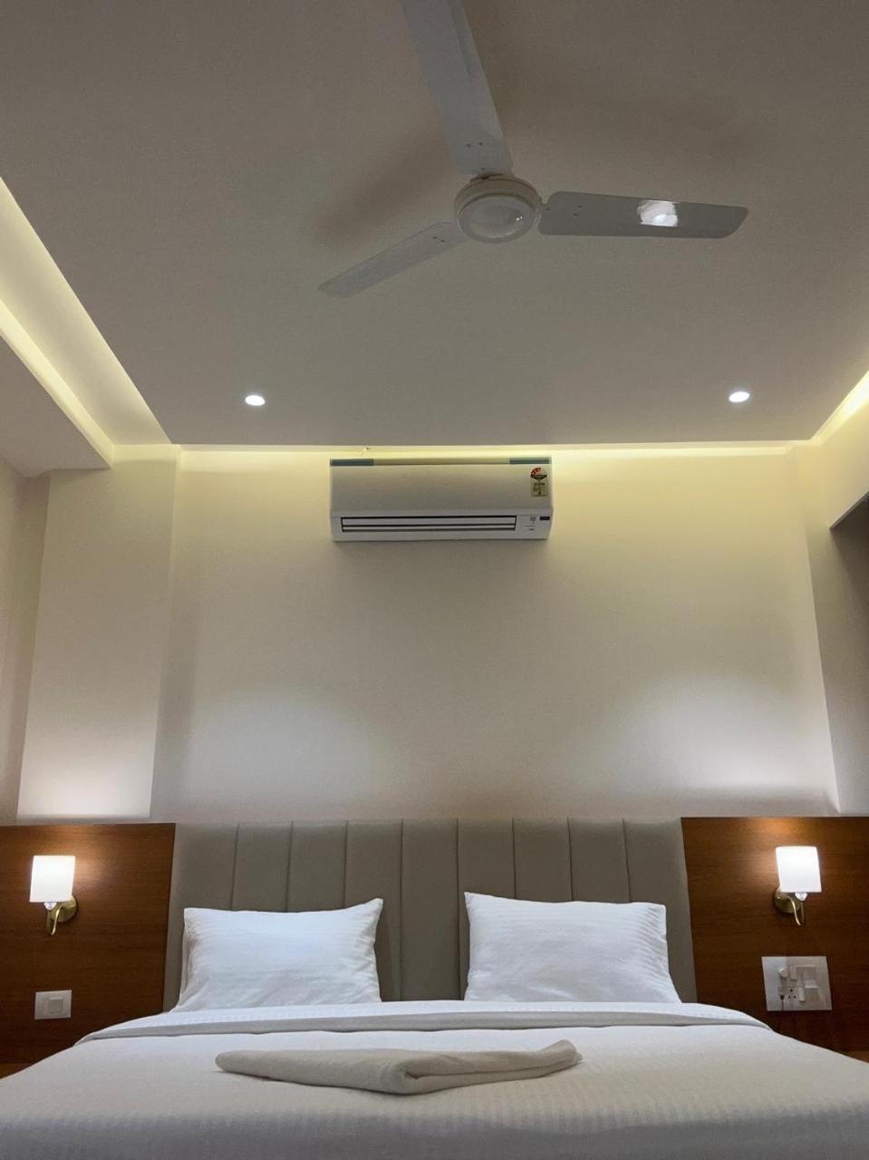 שירדי Hotel Neem Heritage מראה חיצוני תמונה