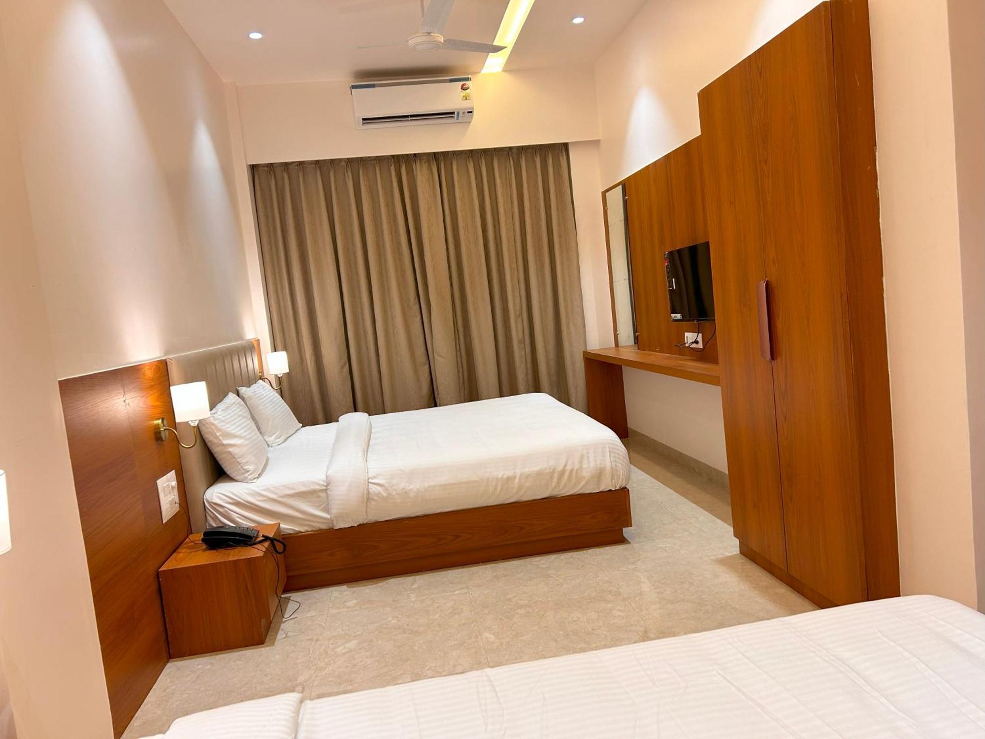 שירדי Hotel Neem Heritage מראה חיצוני תמונה