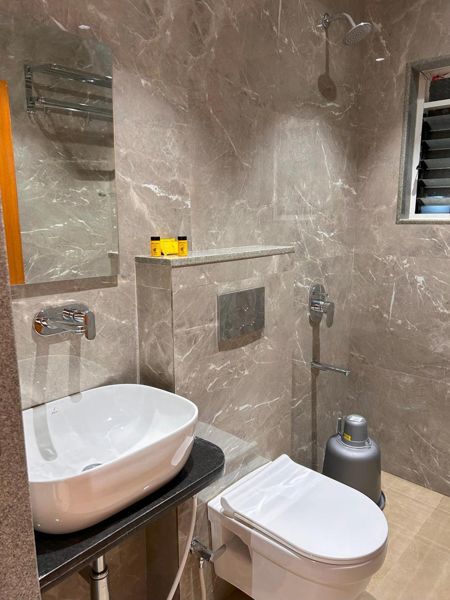 שירדי Hotel Neem Heritage מראה חיצוני תמונה
